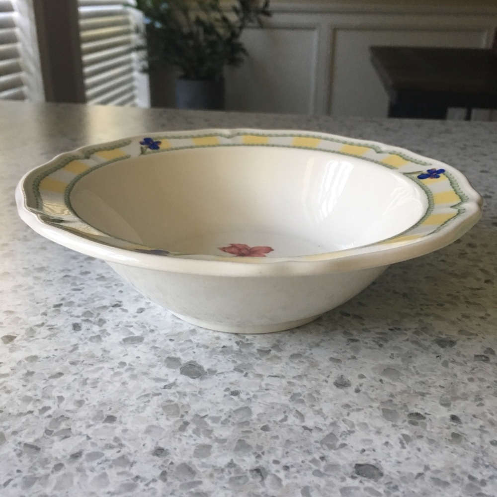 Beautiful Anthropologie bowl - Picture 2 of 2